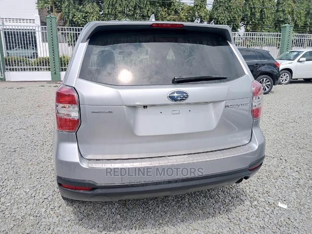 Subaru Forester 2.5i AWD 2017 Gray - thumbnail 3