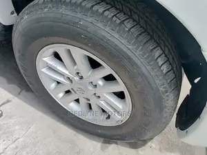 Toyota Hilux 2016 White