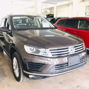 Volkswagen Touareg 2016 Brown