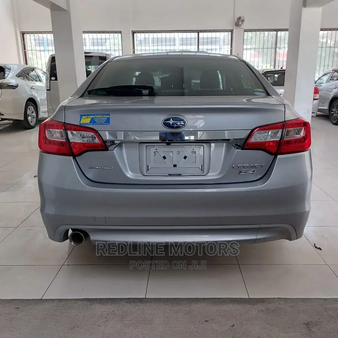 Subaru Legacy 2.5i AWD 2016 Silver