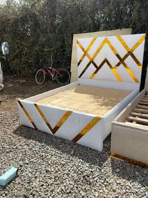 5/6 Modern Bed