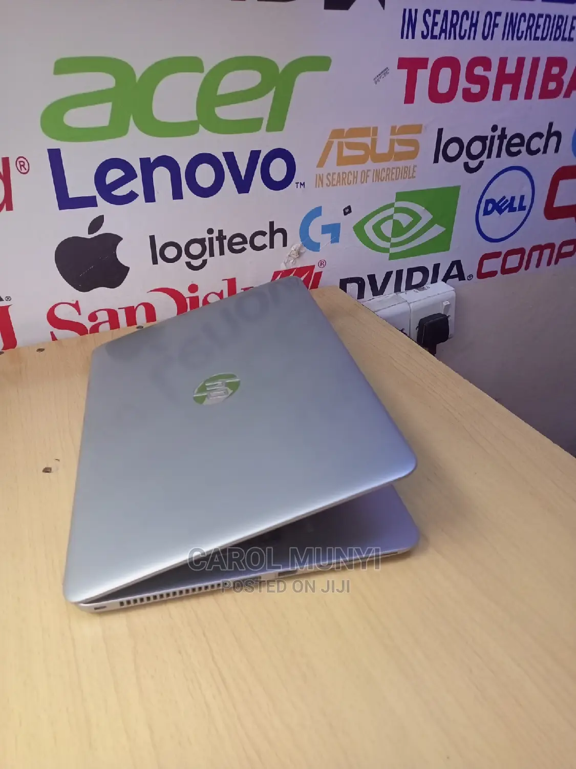 New Laptop HP EliteBook 820 G3 8GB Intel Core I5 HDD+SSD 500GB