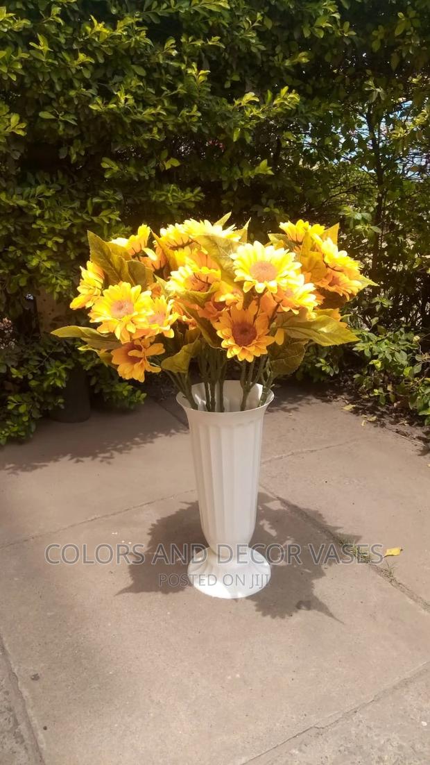 Artificial Flowers - thumbnail 10