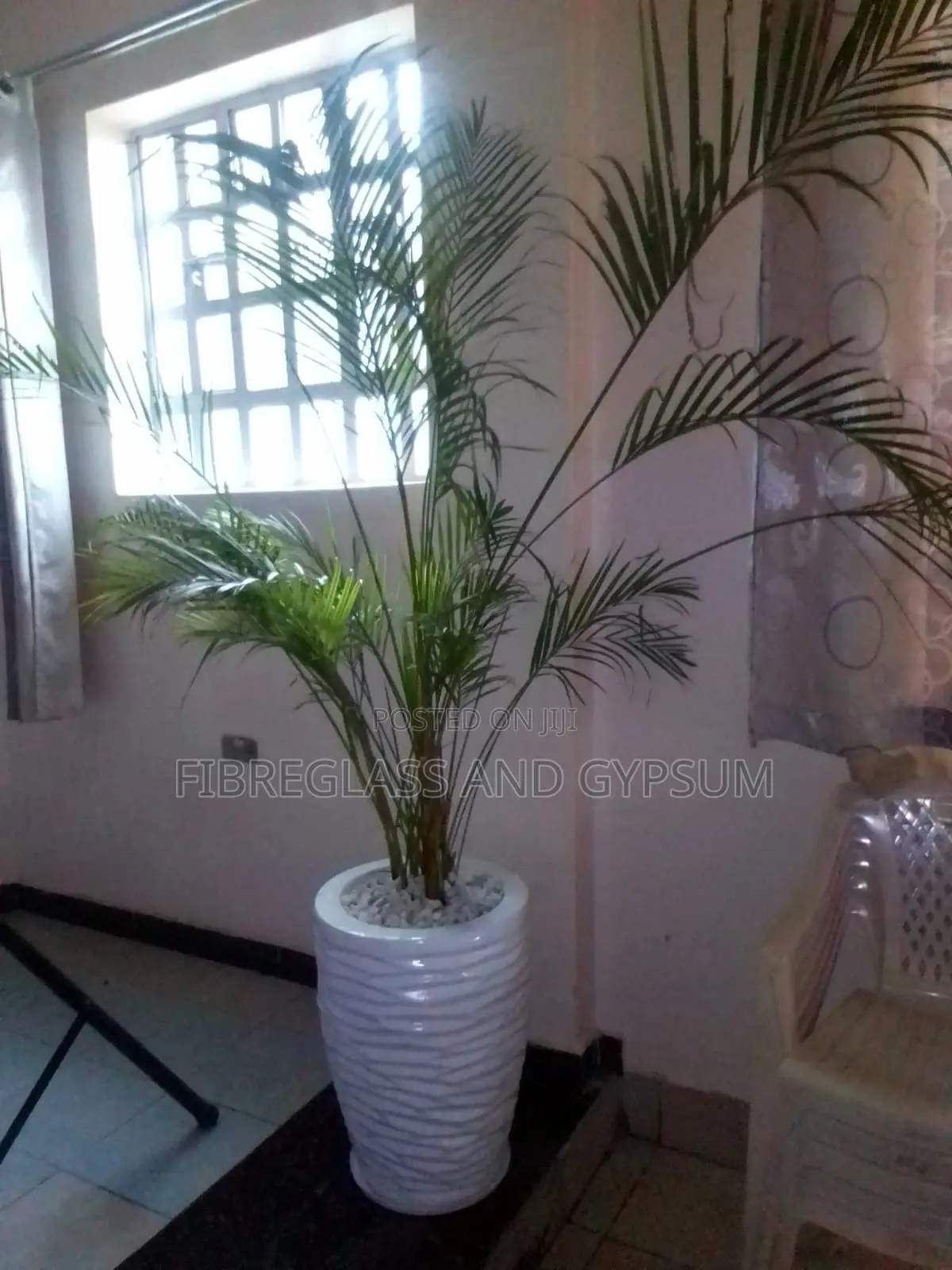 Fibreglass Flower Pots/Planters (Maggie)