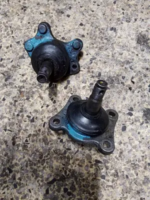 EX Japan Hilux Surf Upper and Lower Ball Joints Available.