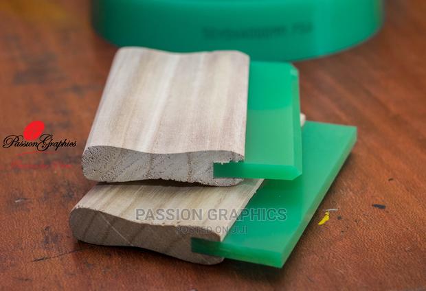 V-shape U-shape Squeegee