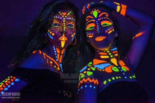 Make Up Neon - main view