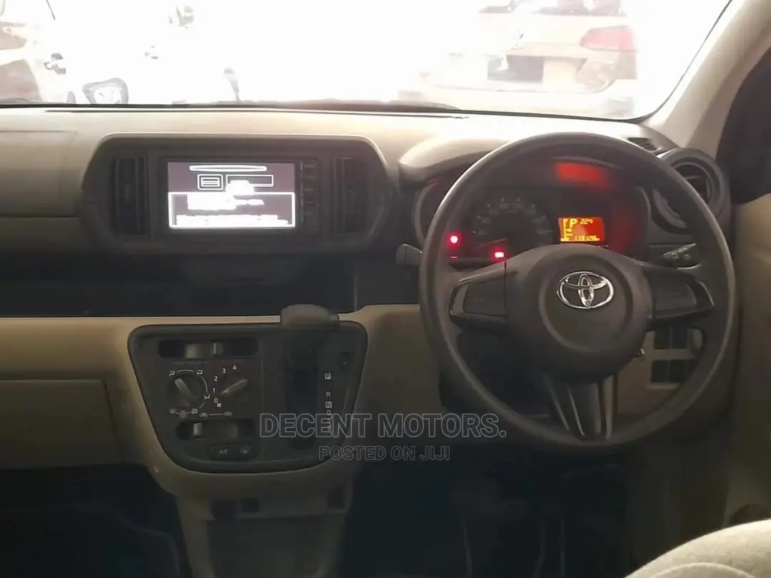 Toyota Passo 2015 White