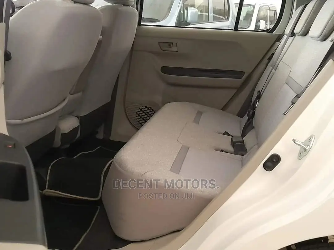 Toyota Passo 2015 White