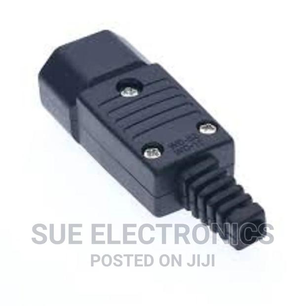 Power Connector 10A 3 Prong Electric Plug Adapter - main view