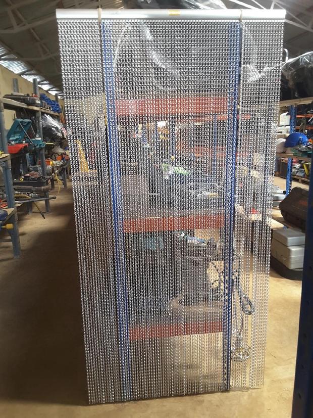 Alluminium Silver Chain Krismar Door Curtain.