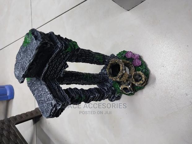 Acquarium Damaged Castle - thumbnail 5