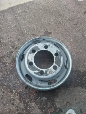 Rim Size 17.5 Tubeles.