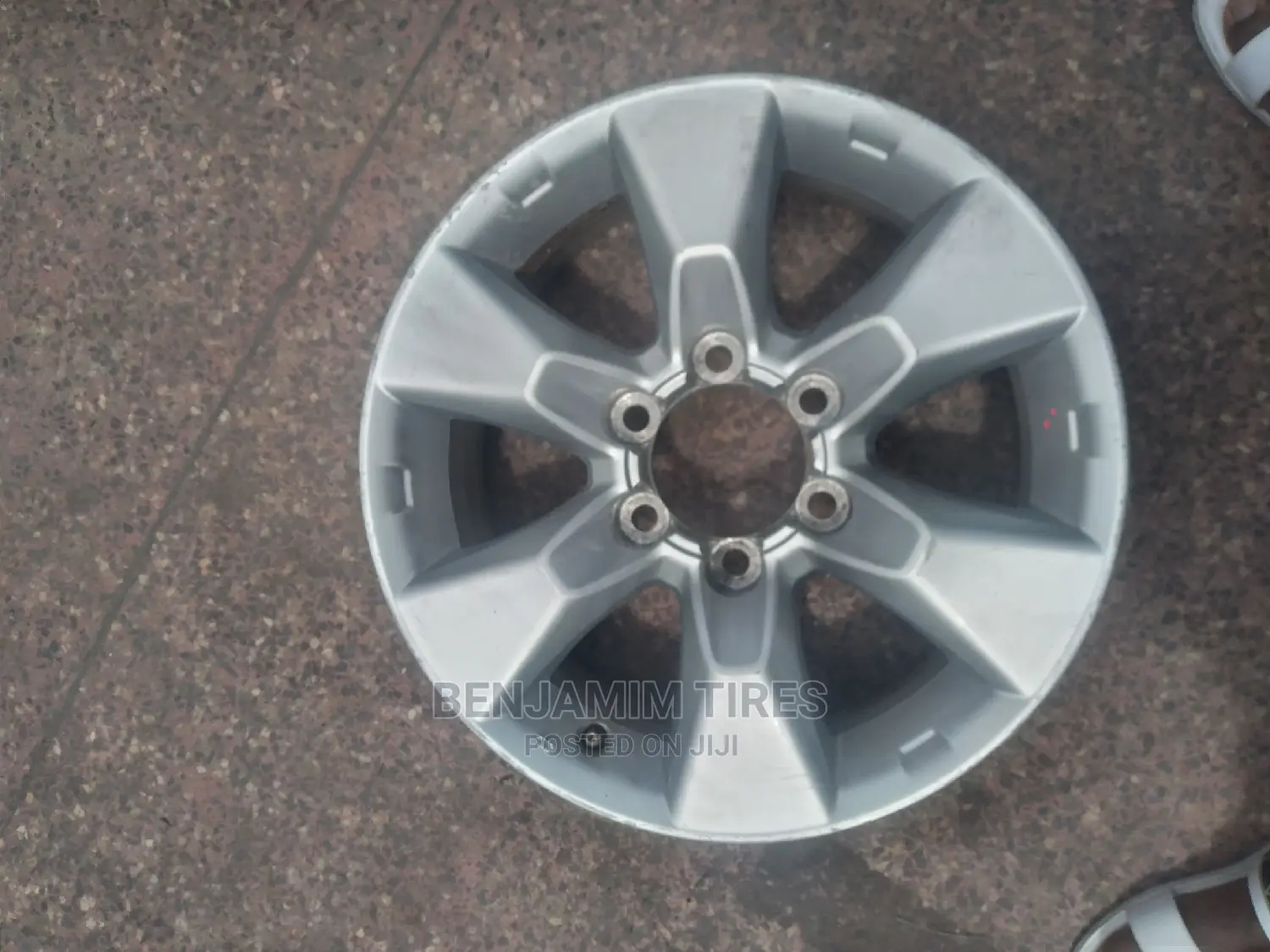 Original Rim Size 17 Inch for Prado Local.