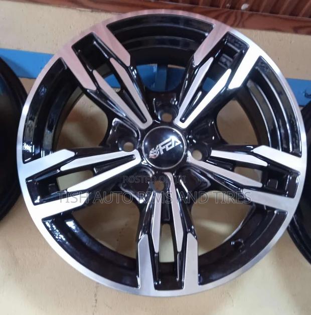 Size 14 Inches - main view