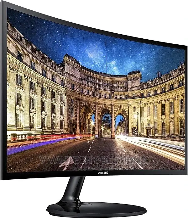 Samsung Essential Curved Monitor 24 Inch