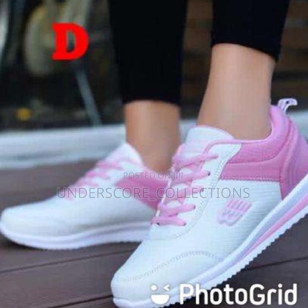 Sports Shoes - thumbnail 3