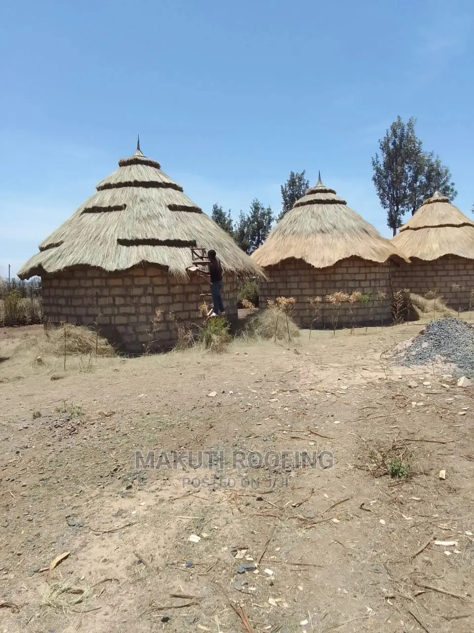 Grass Thatching and Makuti Roofing Designers