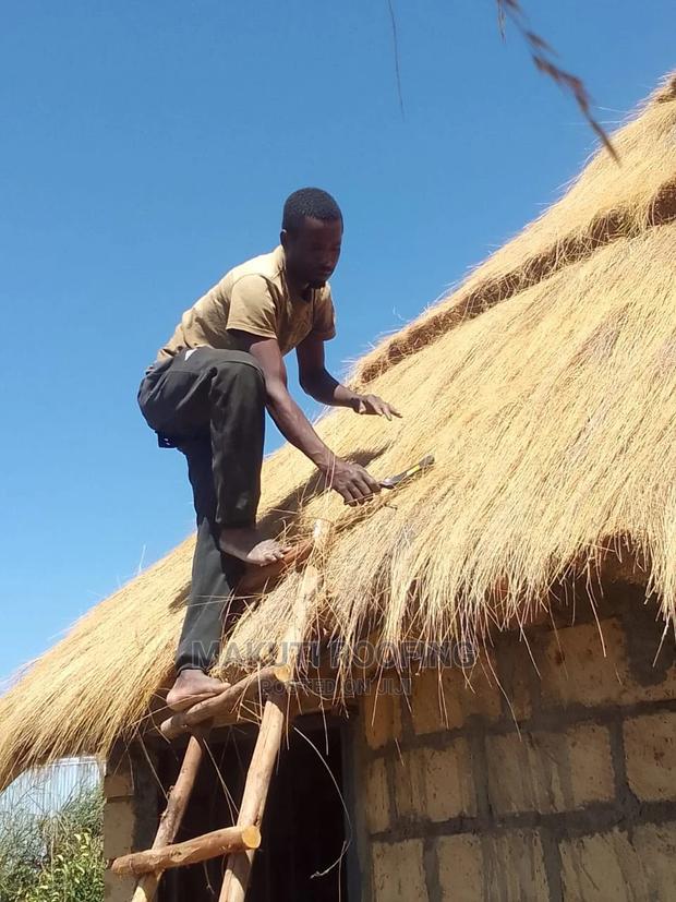 Grass Thatching and Makuti Roofing Designers - thumbnail 10