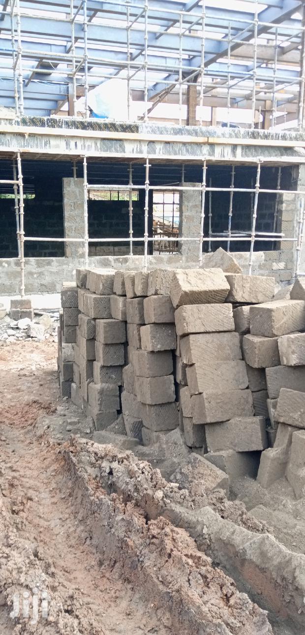 Machine Cut Stone - thumbnail 2