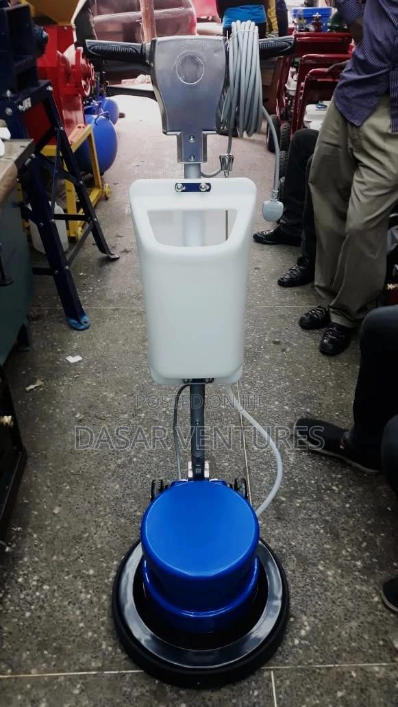 Floor Scrubber Machine - main view