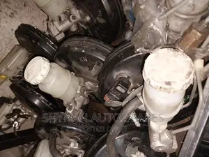 Brake Booster and Master Cylinder Mitsubishi Io