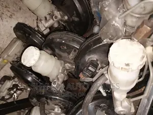 Brake Booster and Master Cylinder Mitsubishi Io