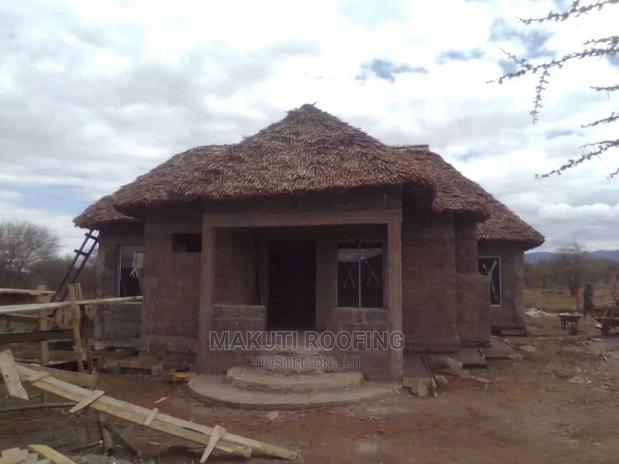 Professional Makuti Roofing and Installation - thumbnail 2