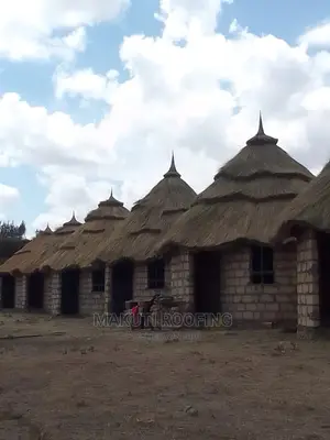 Professional Grass Thatching Gazebos