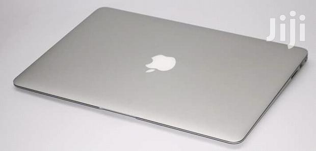 Laptop Apple MacBook Air 2GB Intel Core i5 SSD 128GB - main view