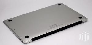 Laptop Apple MacBook Air 2GB Intel Core i5 SSD 128GB