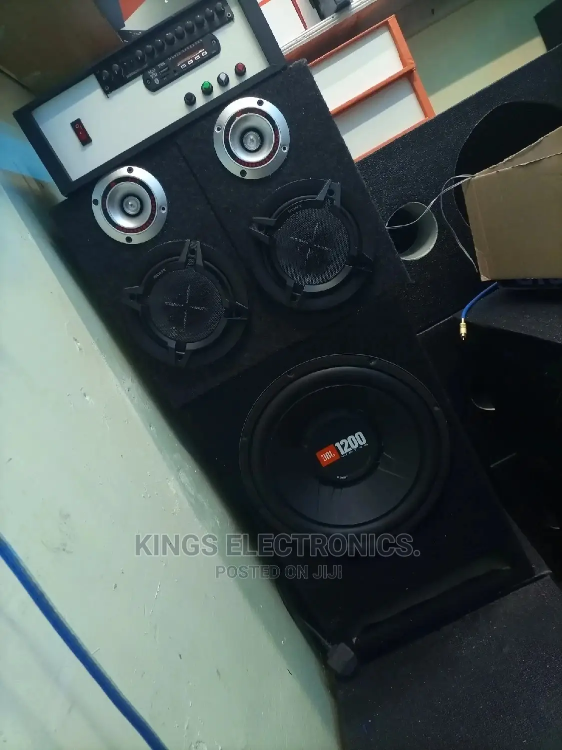 Full Set Sound System.