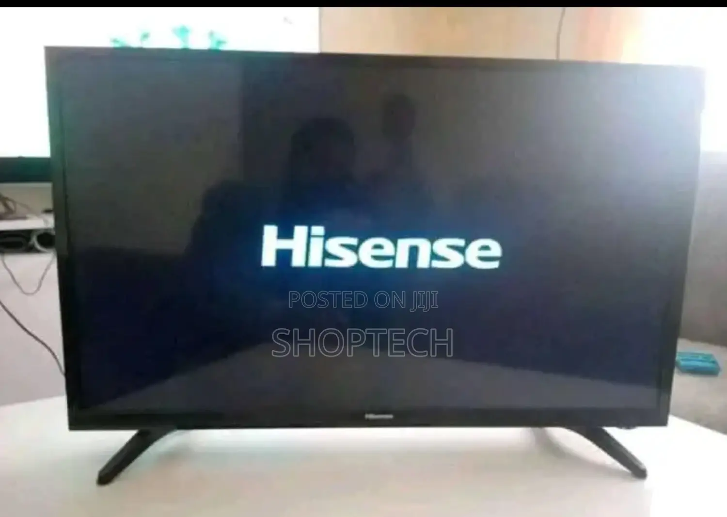 32 Imches Hisense Digital TV