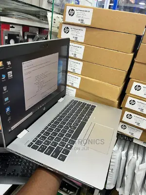 Laptop HP EliteBook 820 G3 4GB Intel Core I5 HDD 500GB