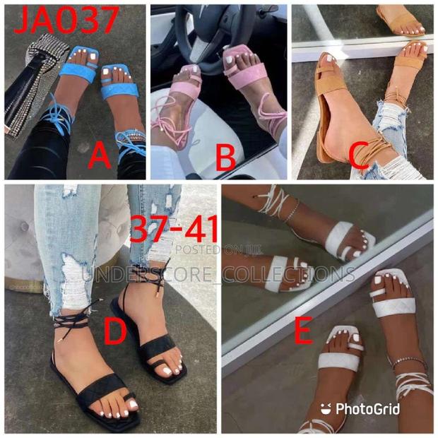 Smart Ladies Casual Flat Shoes - main view