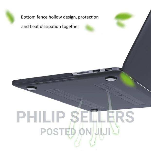 Best Macbook Air and Macbook Pro Cases for 2022 - thumbnail 2