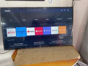 Samsung 40” Smart Tv