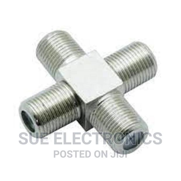 Cross Four F Female to Female Connector