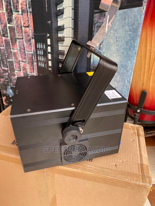 Full Colour Rg 734 1.5 Watts Laser Light - main view