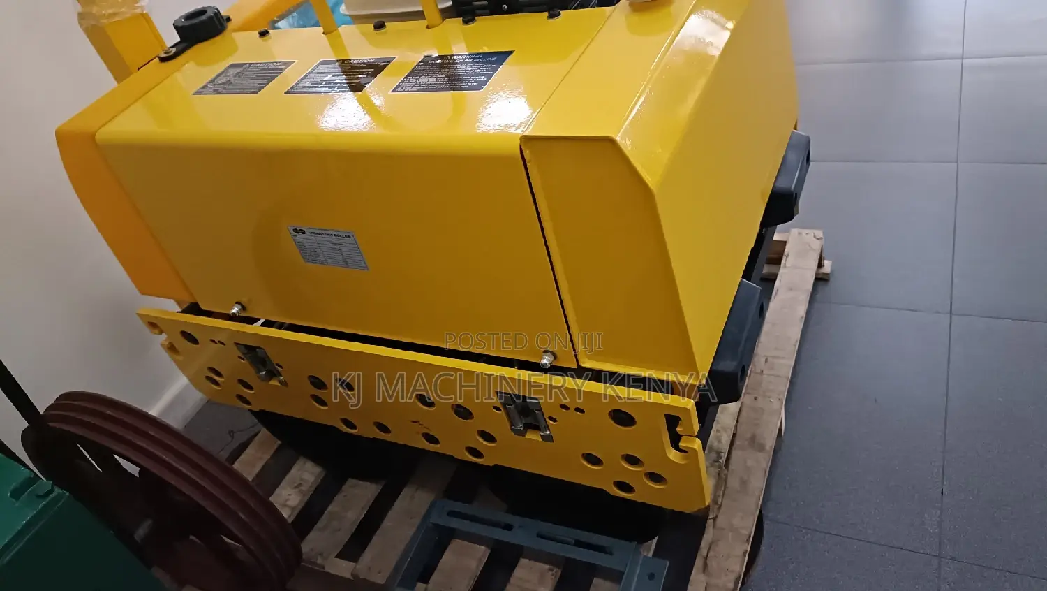Super Quality Double Drum Pedestal Vibratory Roller