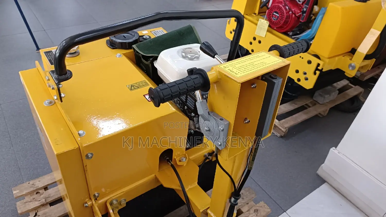 Super Quality Double Drum Pedestal Vibratory Roller