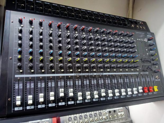 Powered Mixer 16 Channels - main view