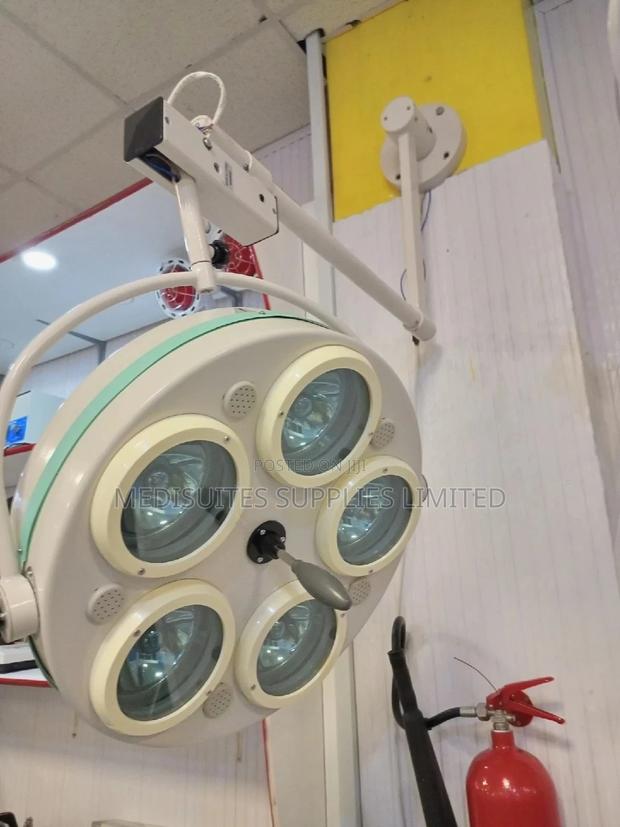 Halogen Single Arm Theatre Light