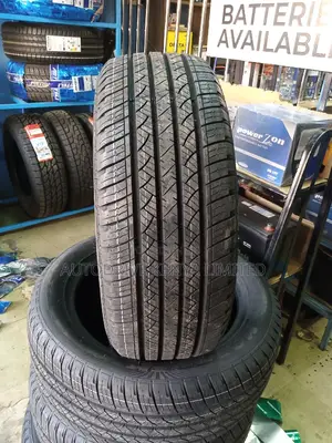 225/55r18 Maxtrek Tyre