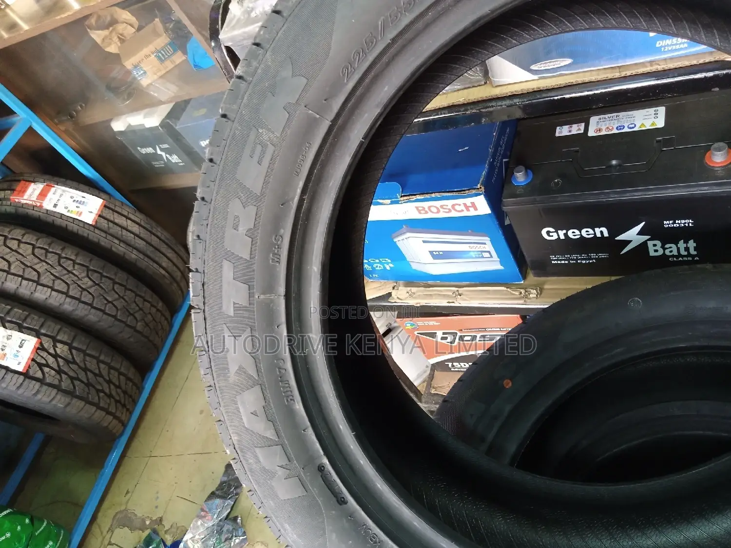 225/55r18 Maxtrek Tyre