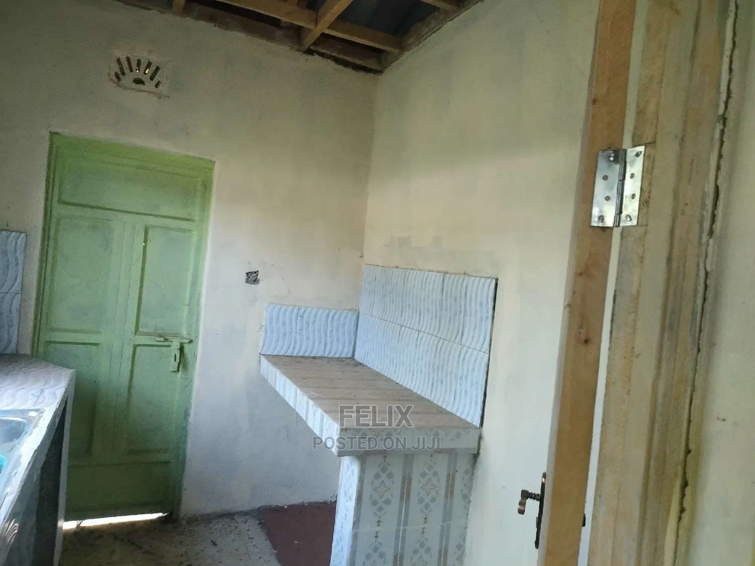 Mini Flat in Karatina Giakaibei for sale