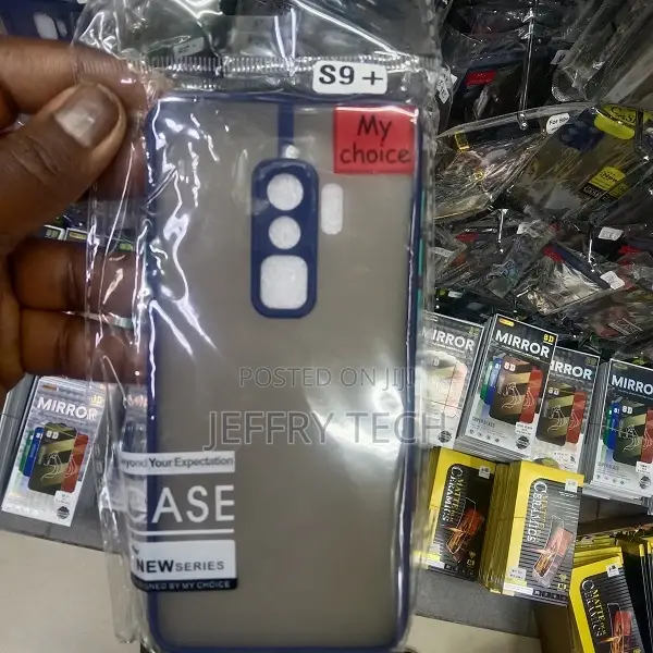 Samsung Galaxy S9 Plus Smoked Cover Protective Shockproof
