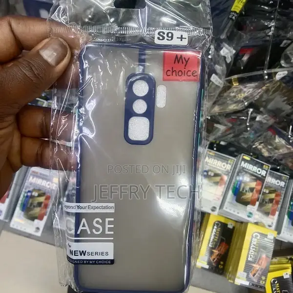 Samsung Galaxy S9 Plus Smoked Cover Protective Shockproof