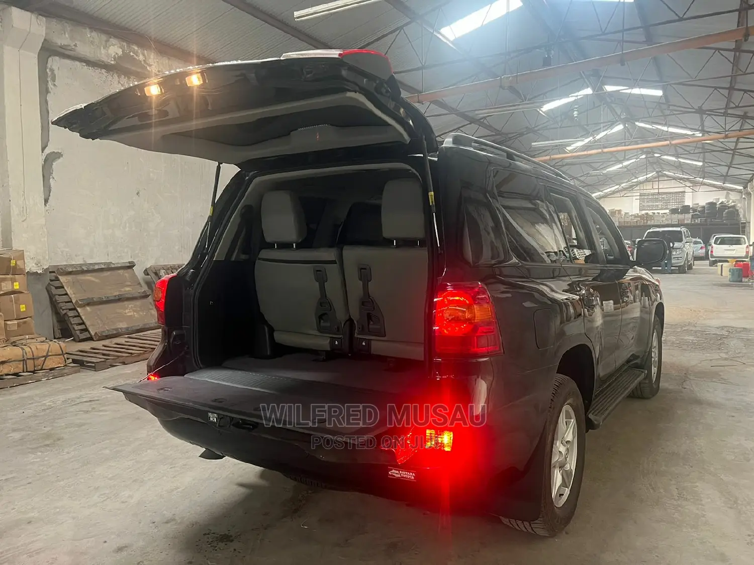 Toyota Land Cruiser 2013 Black