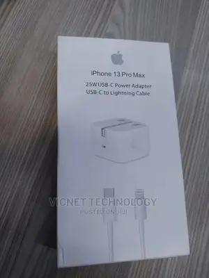 Original iPhone 13 Pro 25w Usb-C Adapter and Lighting Cable